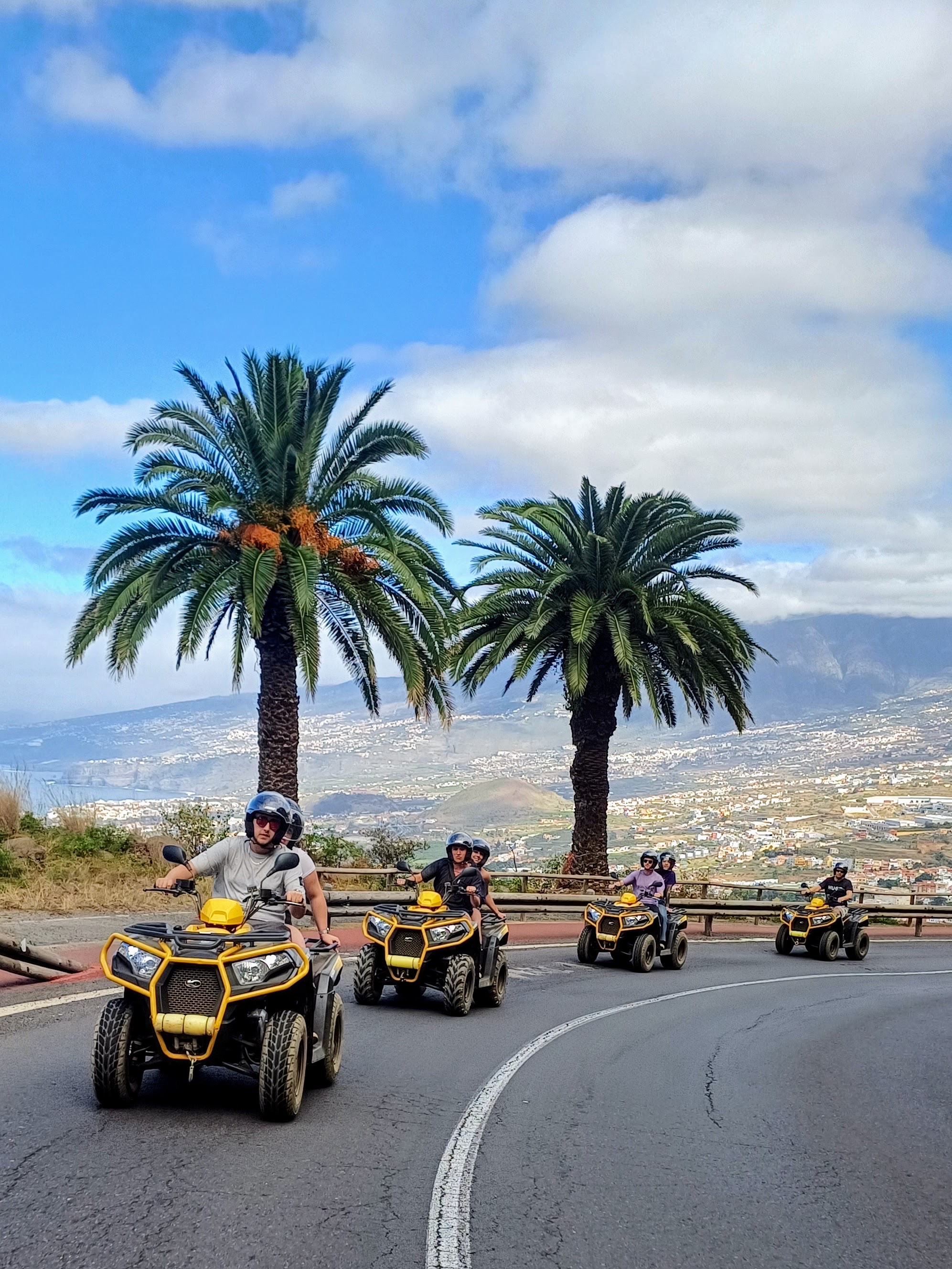 QUAD NORTE DE TENERIFE DESDE PUERTO DE LA CRUZ